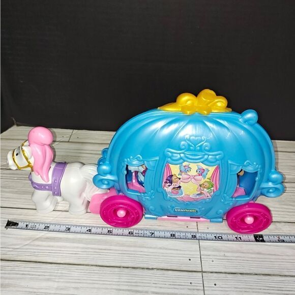 Fisher Price Little People Disney's Cinderella Dancing Carriage Kids Playing Toy - Picture 8 of 8